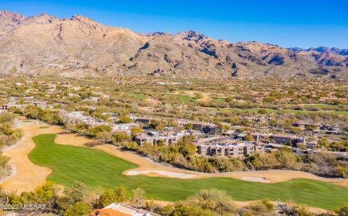 5855 Kolb Rd, Tucson AZ  12105-0909 exterior