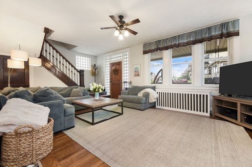 1611 Hillsdale Ave, Pittsburgh PA 15216-1822 exterior