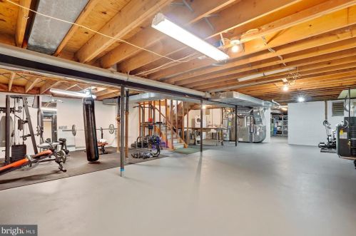 3000 Wessynton Way, Alexandria VA 22309-2225 exterior