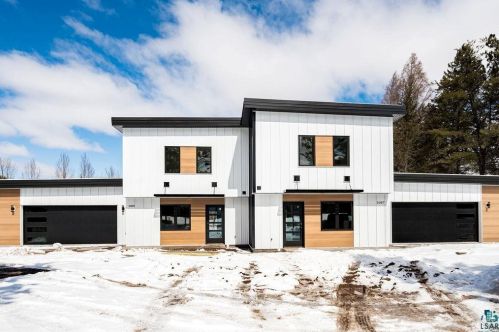 5091 Hermantown Rd, Duluth, MN 55811-1742