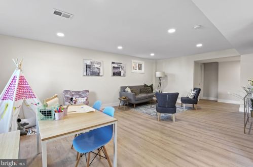 732 Adrian St, Washington DC  20019-4201 exterior