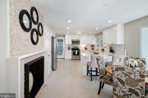 160 Paxon Holw Rd, Media PA 19063-1163 exterior