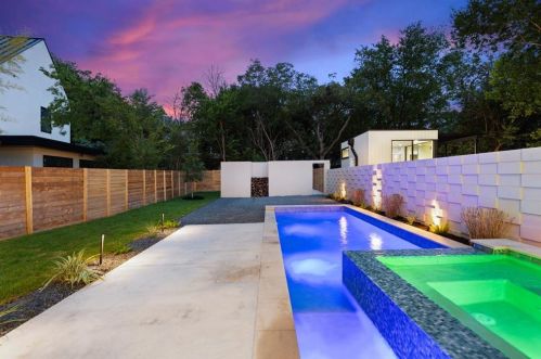 703 Fletcher St, Austin TX exterior