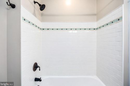 1448 D St, Washington DC  20002-5402 exterior