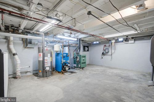 2034 Hancock St, Philadelphia PA 19133-3830 exterior