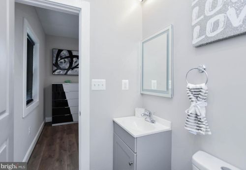 4227 Edson Pl, Washington DC  20019-8023 exterior