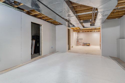 6243 Robertson Rd, Middlevle MI 49333-8731 exterior