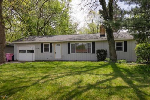 1504 G Ave, Kalamazoo MI  49004-1779 exterior