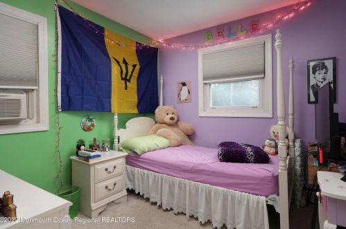 2 Berkshire Ct, Jackson Twp NJ 08527-2409 exterior