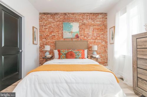 1319 Mckean St, Philadelphia PA  19148-2219 exterior