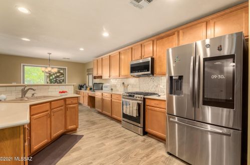 8254 Camino Serpe, Tucson AZ  85747-9030 exterior