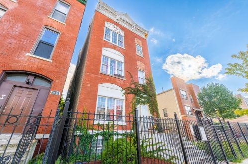 2953 Warren Blvd, Chicago, IL 60612-1935