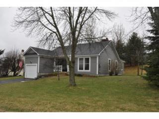 116 Lynwood Ln, Manchester NH  03109-4814 exterior