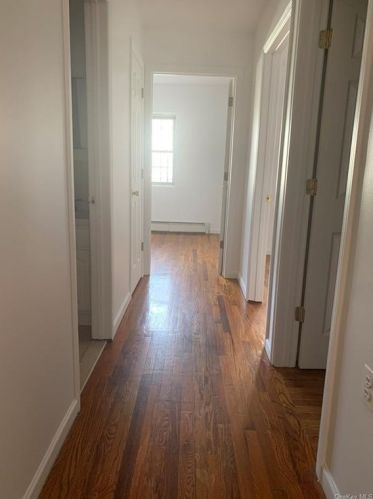 671 213th St, Bronx, NY 10467-5668