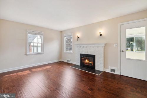 2003 Osborn Dr, Silver Spring MD  20910-1320 exterior