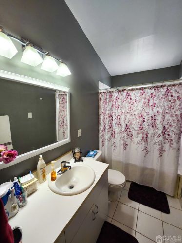 2919 Woodbridge Ave, Edison NJ 08837-3308 exterior