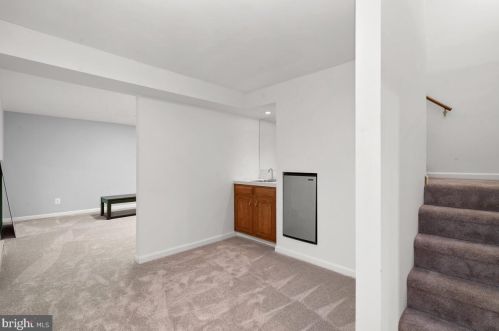 2 Granby Ct, Rockville MD 20855-1406 exterior