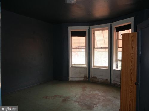 3311 16th St, Philadelphia PA  19140-4902 exterior