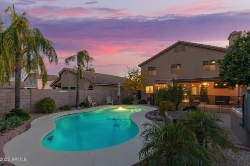 2412 Cielo Grande Ave, Phoenix AZ  85024-7552 exterior