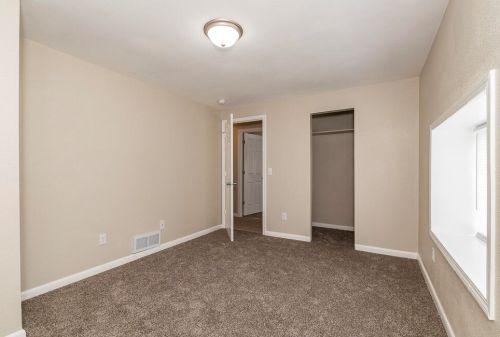 837 Walnut St, Kalamazoo MI  49001-2545 exterior