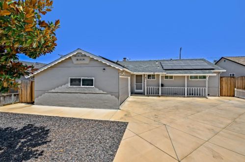 650 Coakley Dr, San Jose, CA 95117-2103