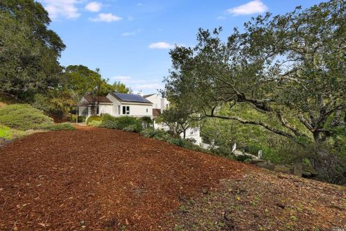 271 Buena Vis Ave, Mill Valley CA 94941-1261 exterior