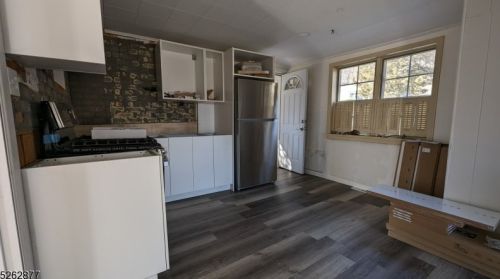 32 Cedar Ter, Wharton NJ  07885-1201 exterior