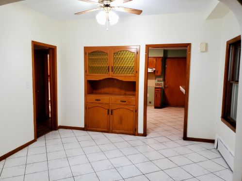 2568 29 St, Milwaukee WI 53215-2906 exterior