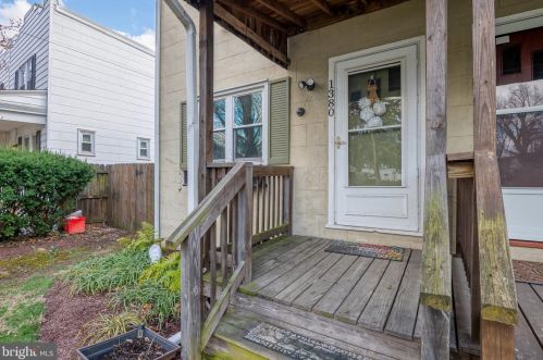 1380 Orchard St, Lancaster PA  17601-4038 exterior