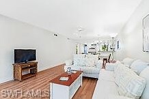 4610 Chantelle Dr, Naples FL 34112-7190 exterior