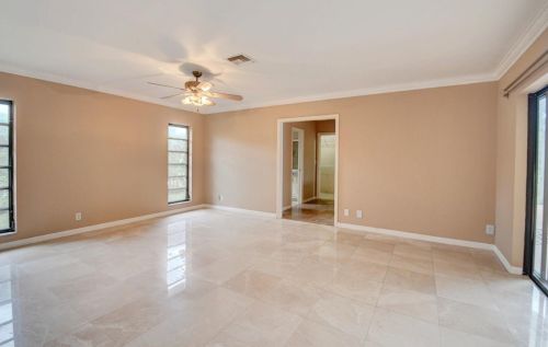 6926 Grande Dr, Boca Raton FL 33433-2735 exterior