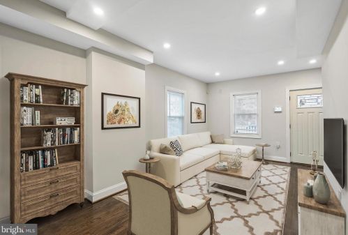 5052 Queens Stroll Pl, Washington DC 20019-6135 exterior