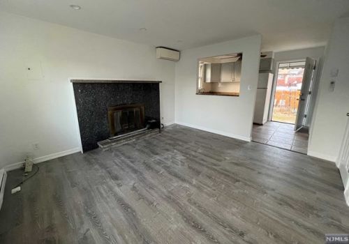 7 Willard St, Outwater NJ  07026-3309 exterior