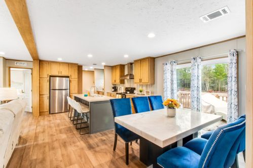 190 Woodlands Blvd, Defuniak Springs FL  32433-7278 exterior