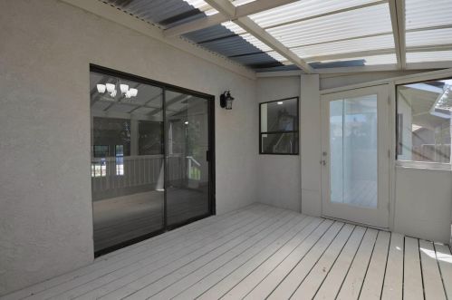 2103 Bristol Park Cir, Turlock CA  95382-2965 exterior