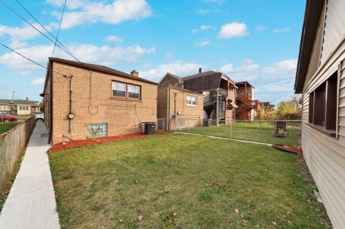 8404 Elizabeth St, Chicago IL  60620-4035 exterior