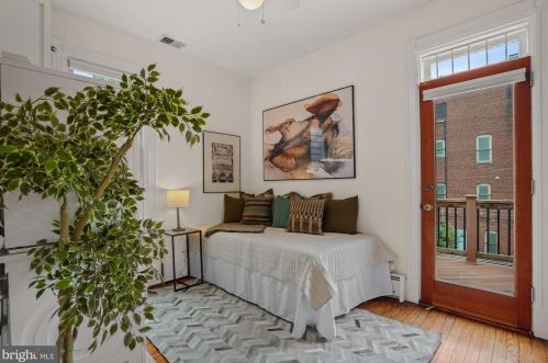 1422 Monroe St, Washington DC 20017-2916 exterior