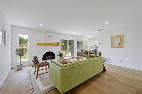 6602 Aldford Cir, Austin TX  78745-4816 exterior