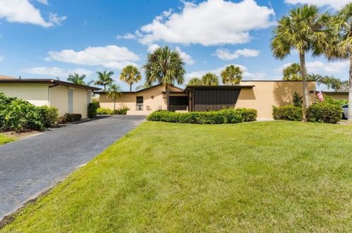 3920 Estero Bay Ln, Naples, FL 34112-6111