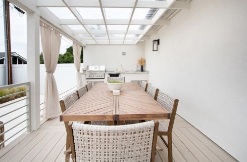 13321 Bubbling Well Rd, Tustin CA  92780-3915 exterior