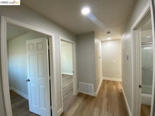 1834 Elkwood Dr, Concord CA  94519-1122 exterior