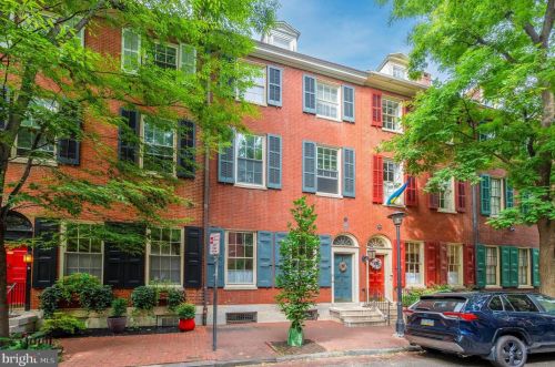 1021 Clinton St, Philadelphia PA 19107-6086 exterior