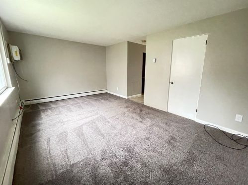 1 Pennridge Rd, Pittsburgh PA  15235 exterior