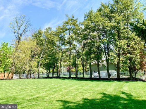 184 Mansgrove Rd, Princeton NJ exterior