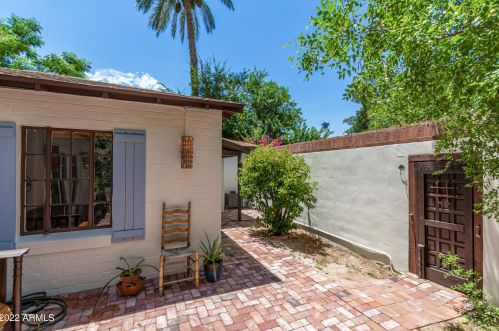 7545 27th Ave, Phoenix AZ 85087-8097 exterior