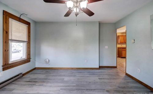 58 Washington St, Wallingford CT 06492-3530 exterior