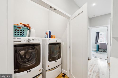 2441 Cumberland St, Philadelphia PA 19132-4121 exterior