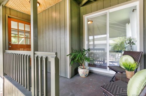 2424 Myrtle St, Honolulu HI 96816-3137 exterior