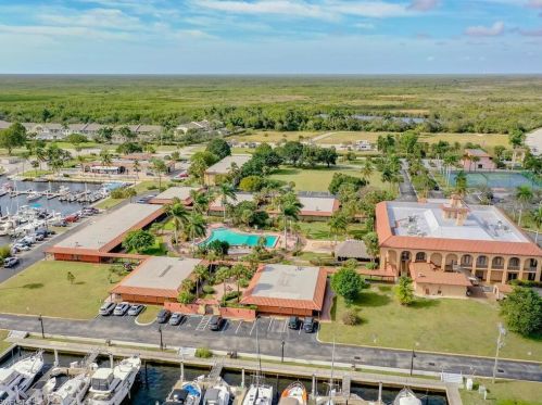 179 Eveningstar Cay, Naples FL 34114-9612 exterior