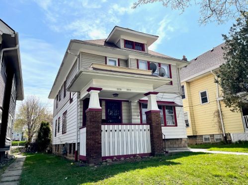 3932 14th St, Milwaukee, WI 53206-2905